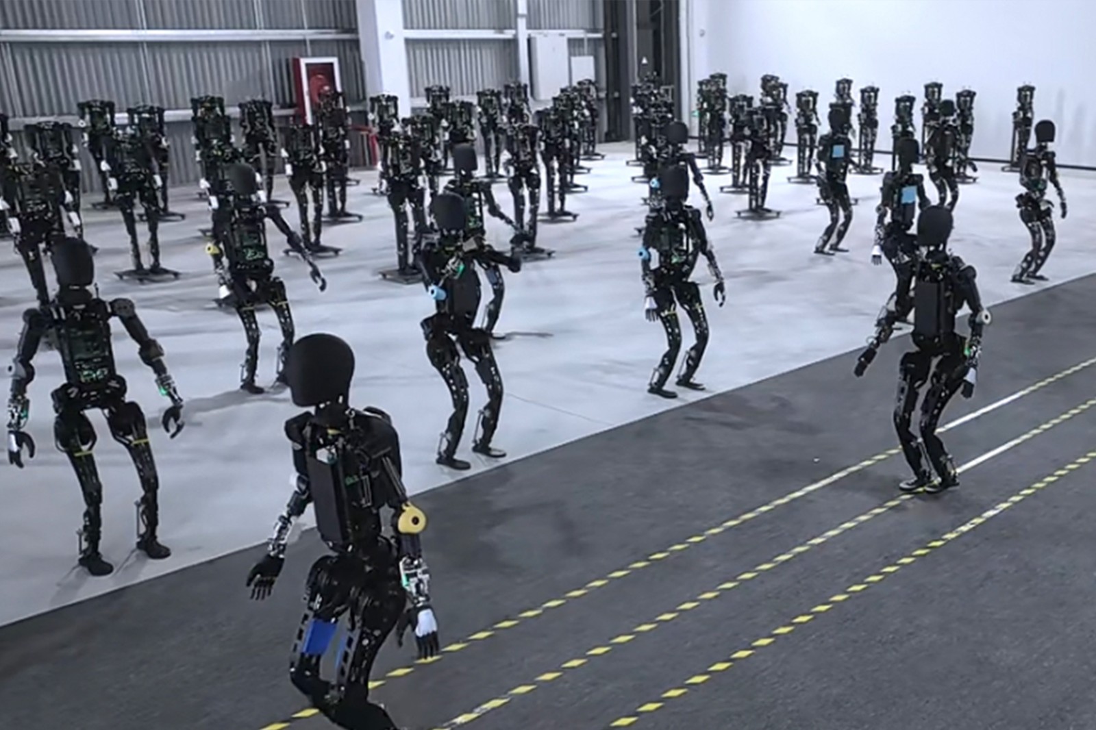 BB贝博开启通用机器人商用量产